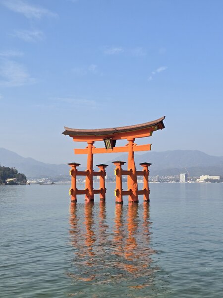 厳島神社の鳥居
